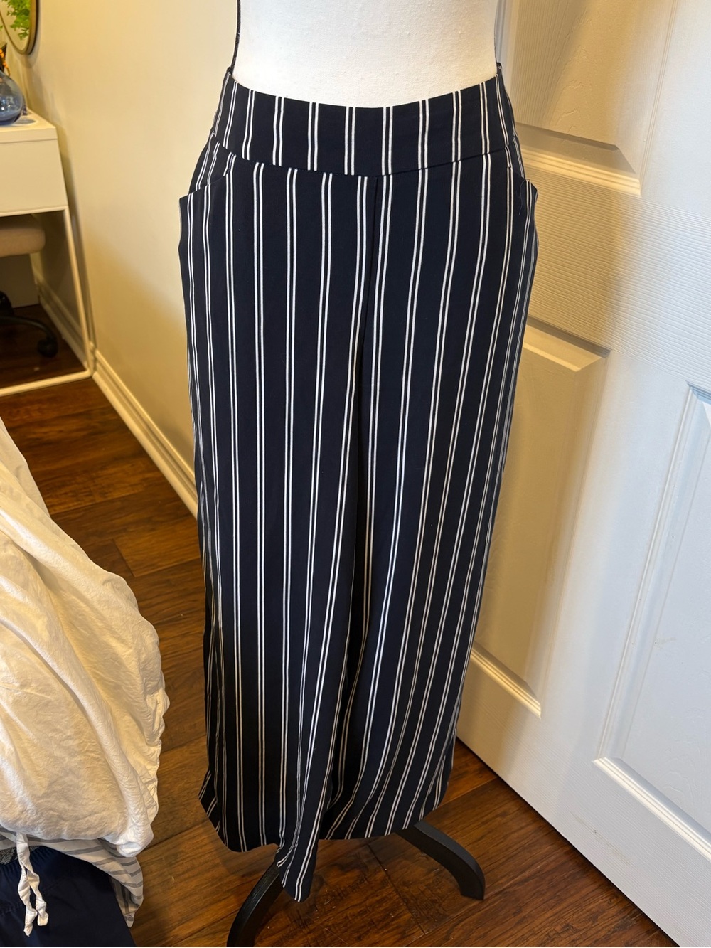 🌷Cleo Navy&White Stripped Trousers Size 12 3/$30
